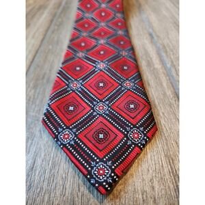 McLavy Ltd Mens Red Geometric Pattern Silk Tie Made in USA
